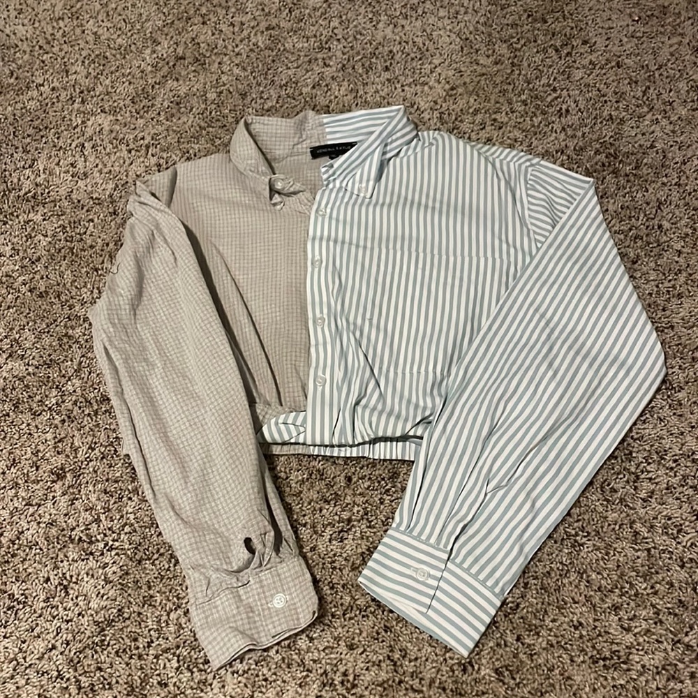 Super cute button up from the Kendall and Kylie collection! Size medium.